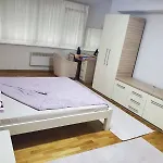 Staracarsija- Zenica, Center Apartament Zenica